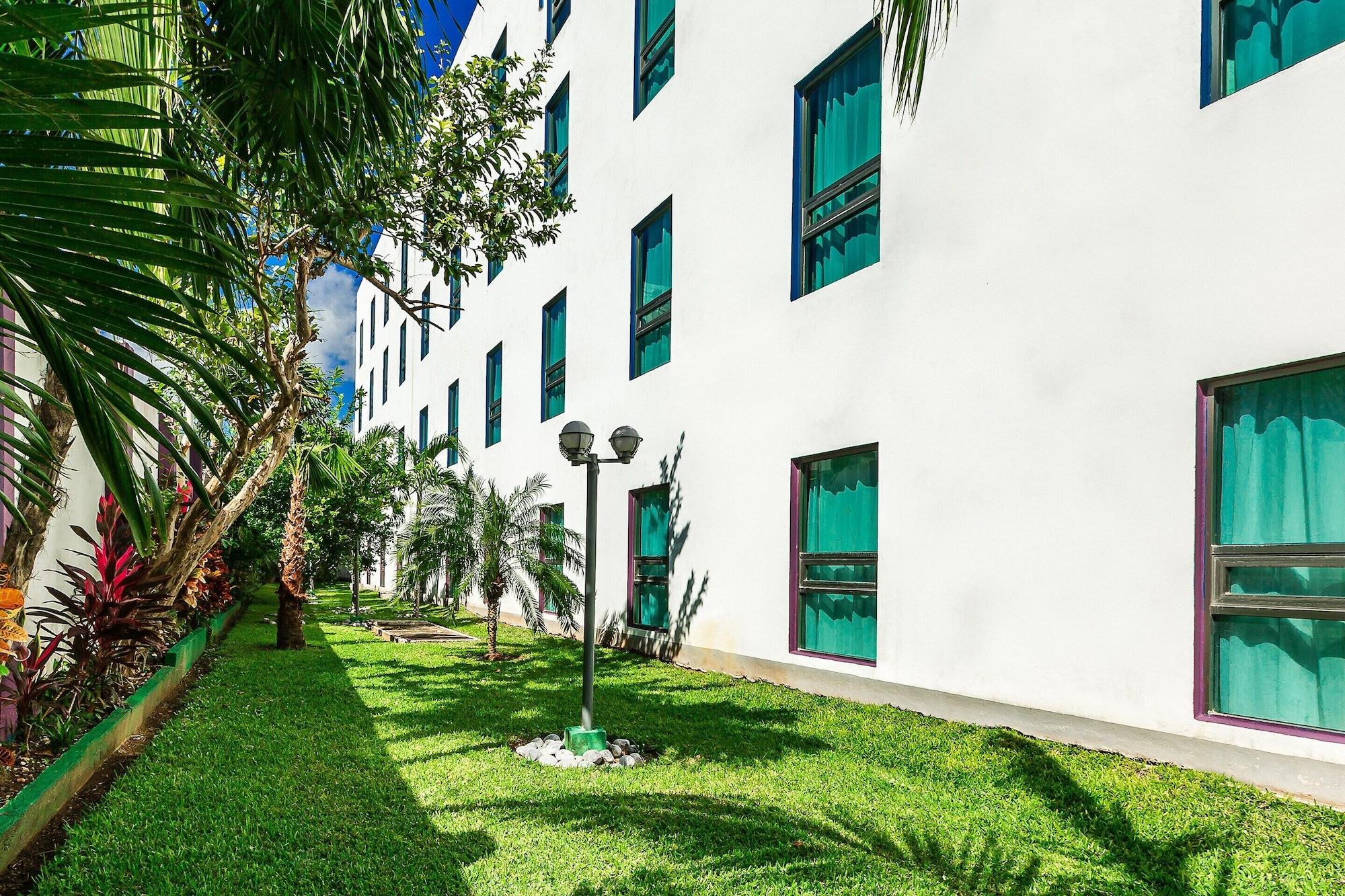 The Magic Hotel Плайя-дель-Кармен Екстер'єр фото